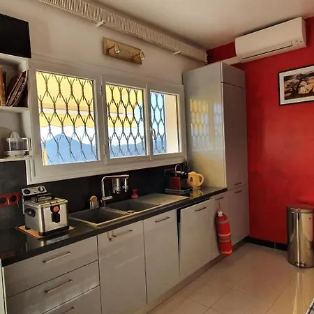 Minoury Apartment